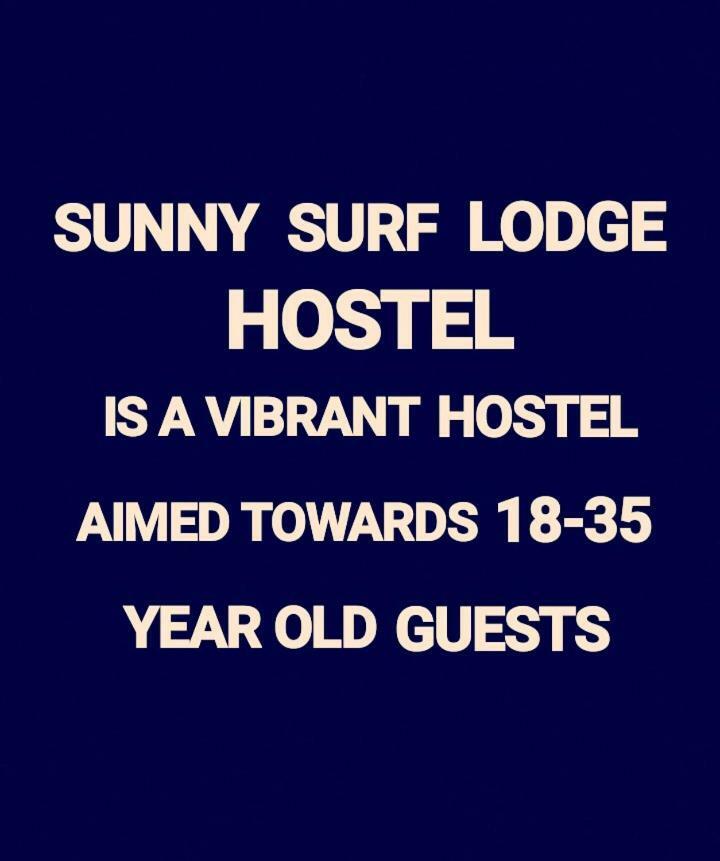 Sunny Surf Lodge Hostel Canggu Exterior foto